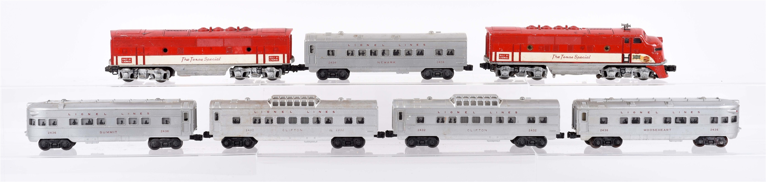 LOT OF 7: LIONEL 2245 TEXAS SPECIAL AB & 5 PASSENGER CARS. 
