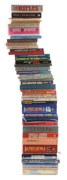 HUGE LOT OF OVER 80 FIREARMS & MILITARIA REFERENCE BOOKS - MOSTLY SOFT BOUND.