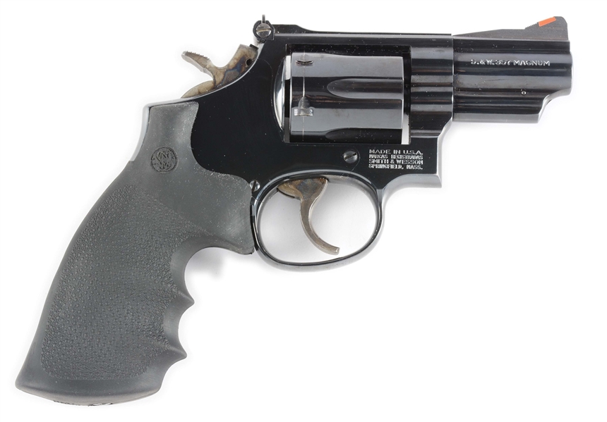 (M) SMITH & WESSON MODEL 19-6 DOUBLE ACTION REVOLVER.