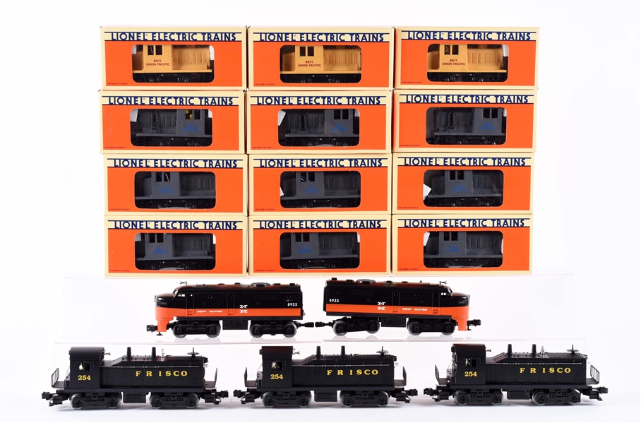 LOT OF 14: LIONEL SWITCHER ENGINE IN BOXES. 