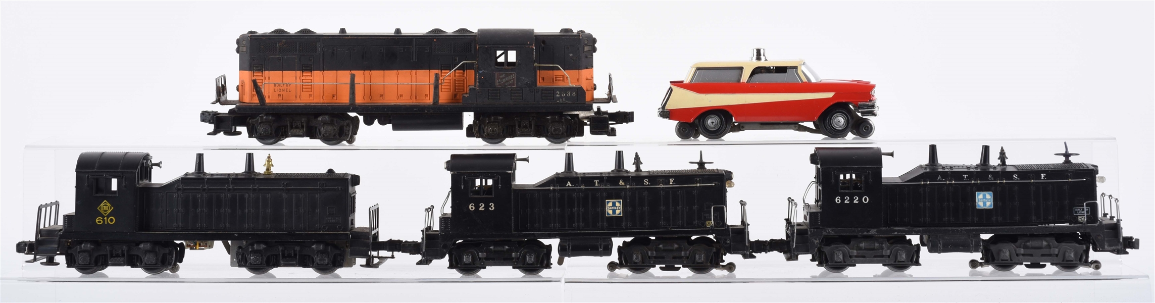 LOT OF 5: LIONEL SWITCHERS AND INSPECTION CAR. 