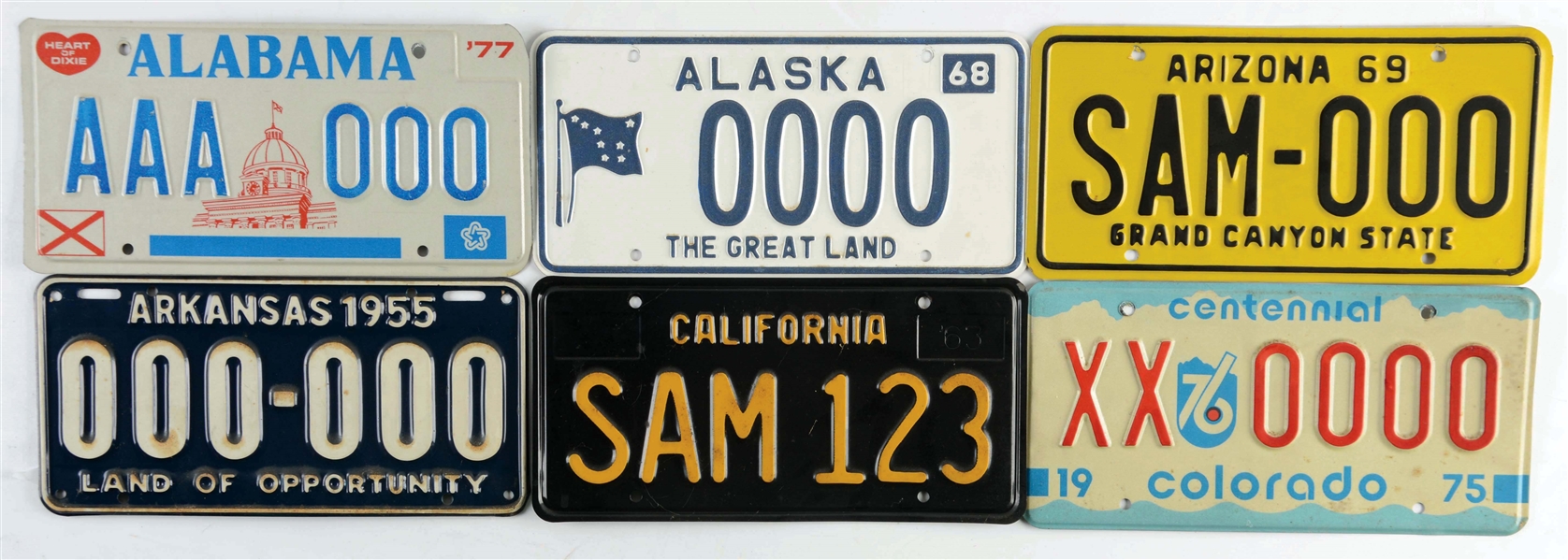 LOT OF 51: COMPLETE SET OF SAMPLE LICENSE PLATES, RANDOM YEARS.