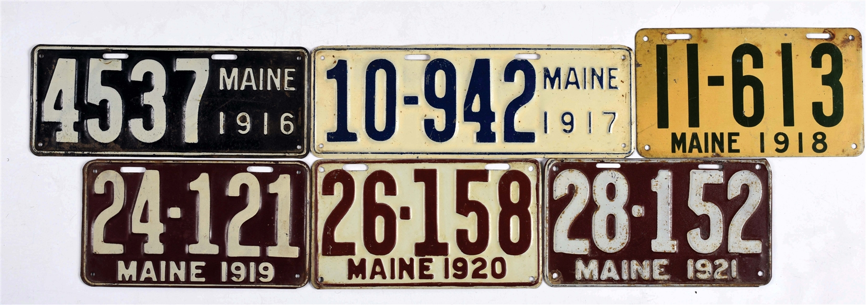 LARGE LOT OF MAINE LICENSE PLATES.