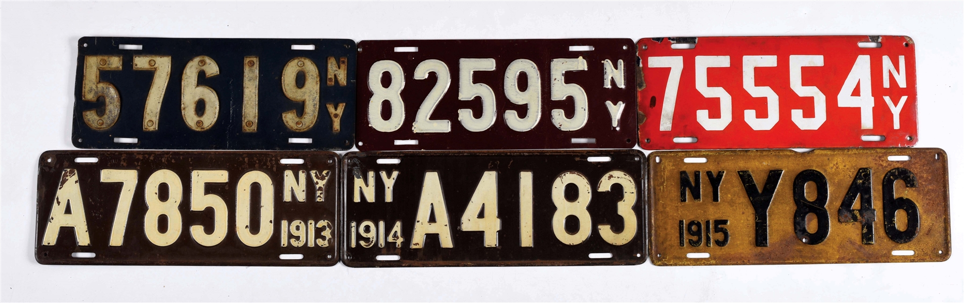 LARGE LOT OF NEW YORK LICENSE PLATES, 1910 TO DATE.