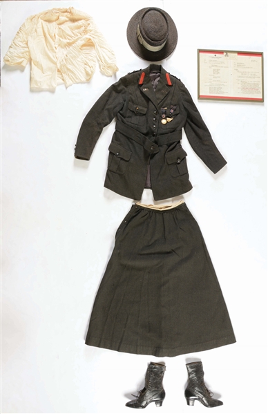 WORLD WAR I US RED CROSS COMMISSION TO SIBERIA WOMENS IDENTIFIED UNIFORM GROUP.