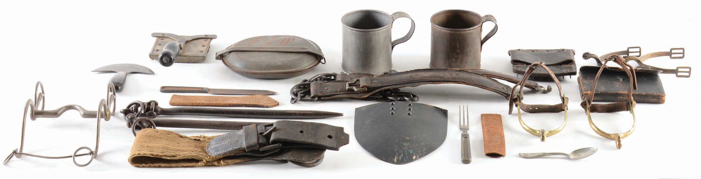 LOT OF 20: INDIAN WARS CAVALRY RELATED AND TROOPER PERSONAL ITEMS.