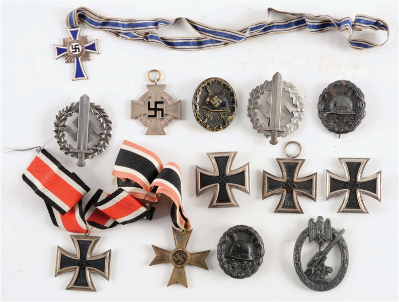 LOT OF 13: IMPERIAL GERMAN AND THIRD REICH MEDALS.