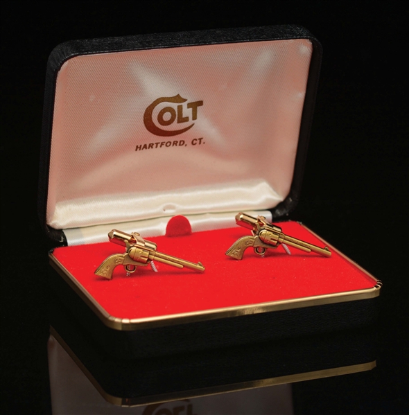 COLT SINGLE ACTION ARMY .45 GOLD CUFF LINKS IN BOX.