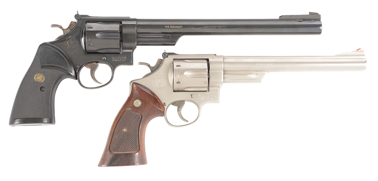 (M) LOT OF TWO: A FINE PAIR OF LONG BARREL SMITH & WESSON LONG BARREL MODEL 29 REVOLVERS.