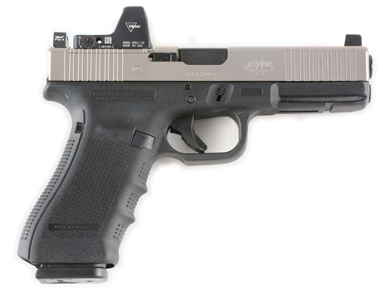 (M) GLOCK 17 GEN 4 MOS SEMI-AUTOMATIC PISTOL CUSTOMIZED BY ROBAR GUNS WITH ACCESSORIES.