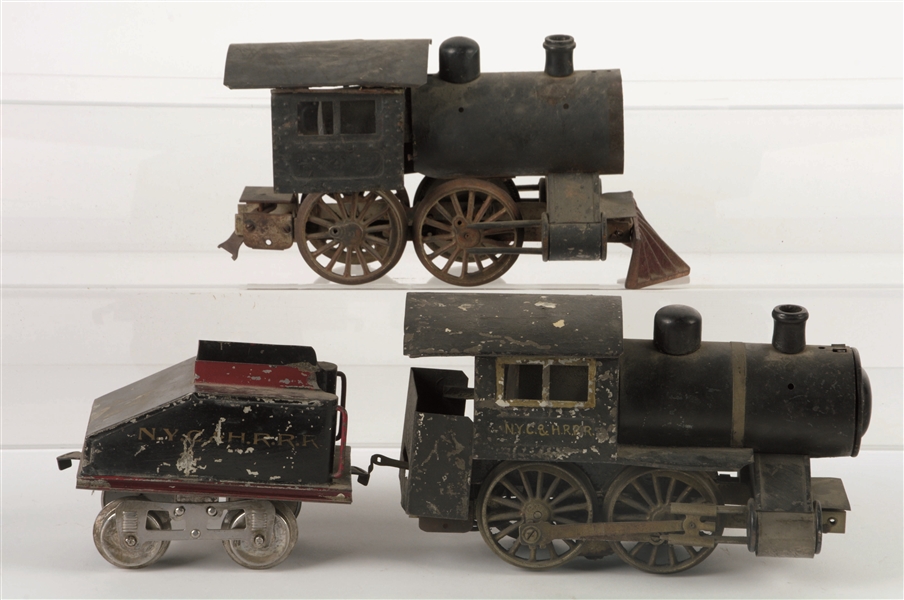 TWO EARLY THIN-RIM LIONEL NO. 5 TRAINS.