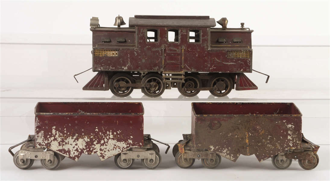 MAROON LIONEL NO. 53 WITH TWO EARLY NO. 116 BALLAST CARS.