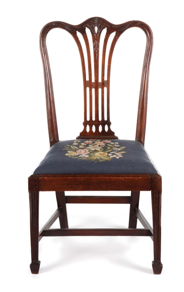 CARVED SIDE CHAIR. POSSIBLY MARYLAND. MAHOGANY. CIRCA 1790.