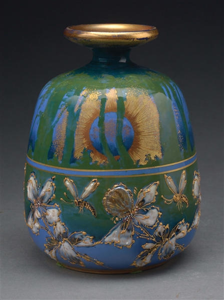 AMPHORA FLORAL VASE WITH BEES.