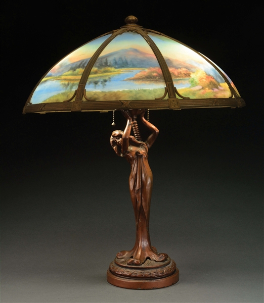 FIGURAL BENT PANEL TABLE LAMP.