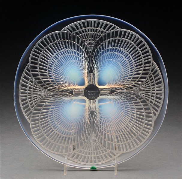 R LALIQUE COQUILLES PLATE.