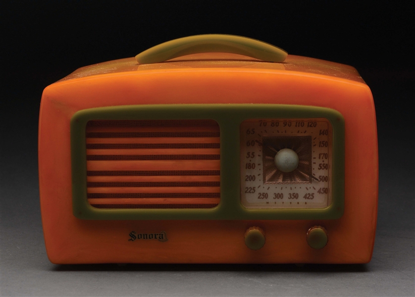 BAKELITE RADIO BY SONORA.