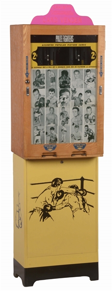 2¢ "PRIZE FIGHTERS" PICTURE CARDS MACHINE ON BASE.
