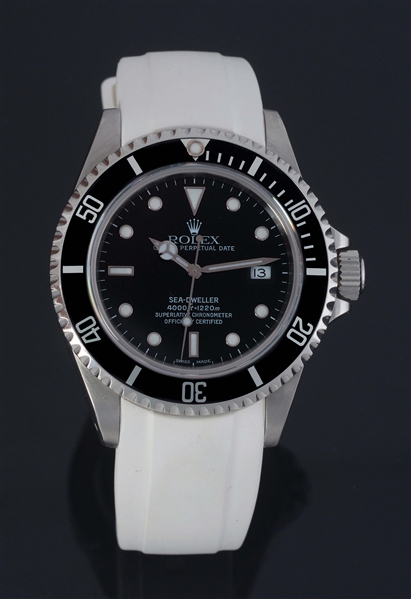 MENS ROLEX SEA-DWELLER 16600 WITH WHITE RUBBER BAND.