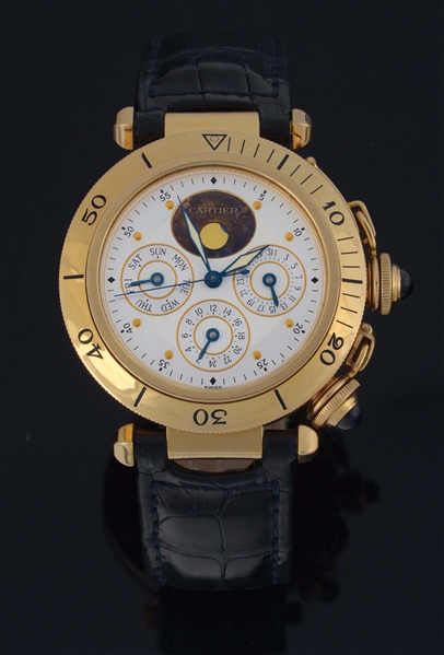 MENS CARTIER PASHA 0985 PERPETUAL CALENDAR MOONPHASE IN 18K GOLD. 