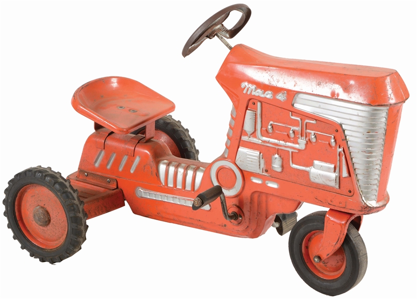 MAC 4-PEDAL TRACTOR.