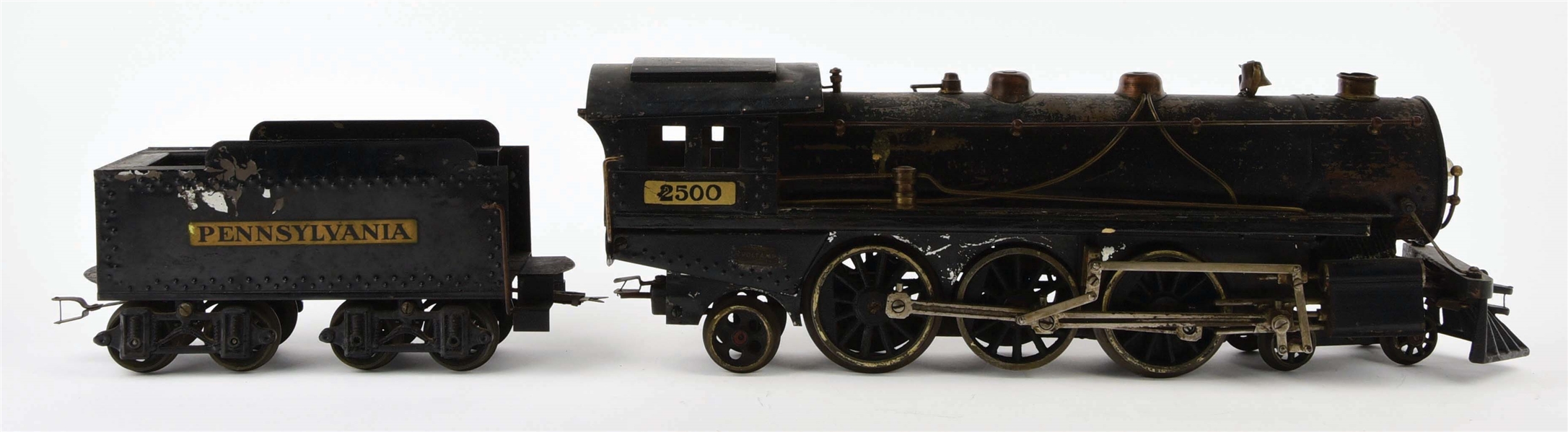 PRE-WAR VOLTAMP LARGE 2500 STEAM ENGINE AND MATCHING PENNSYLVANIA TENDER.