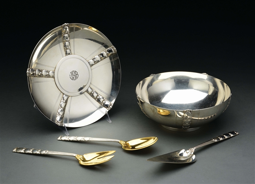 A TIFFANY STERLING SALAD BOWL AND A PAIR OF SERVERS.