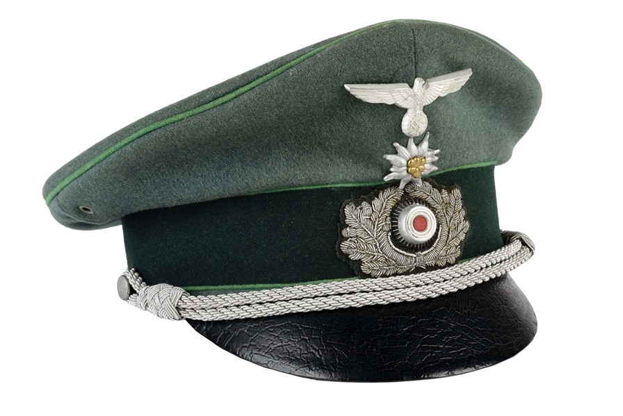 GERMAN WWII HEER MOUNTAIN TROOPS OFFICER VISOR CAP.
