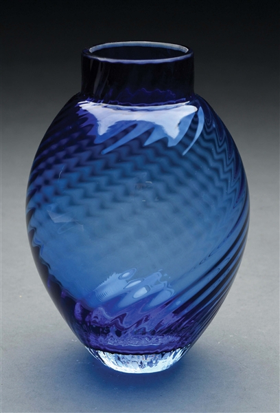 TIFFANY & CO. BLUE ART GLASS RIBBED VASE. 