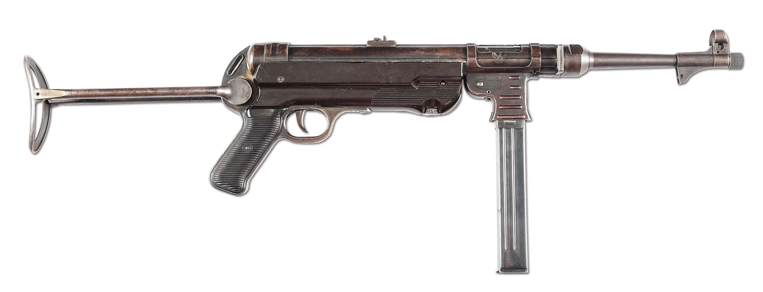(N) HIGHLY DESIRABLE ORIGINAL MATCHING WWII GERMAN MP-40 MACHINE GUN (CURIO & RELIC).