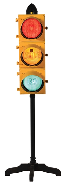 EAGLE MFG. SIGNAL TRAFFIC LIGHT.