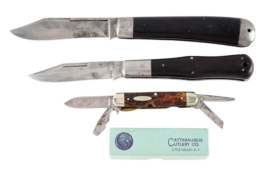LOT OF 3: EARLY AMERICAN FOLDING KNIVES BY UNION KNIFE WORKS, PENNSYLVANIA KNIFE CO, AND CATTARAUGUS.