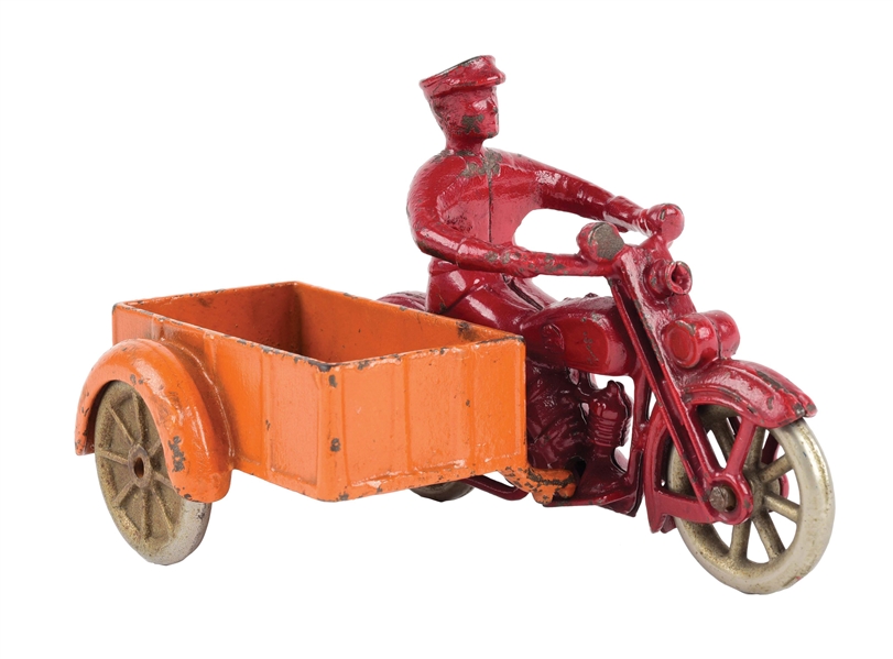 CAST-IRON KILGORE MOTORCYCLE WITH SIDECAR TOY.