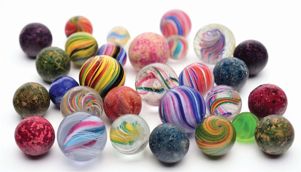 GROUP LOT OF HANDMADE MARBLES.