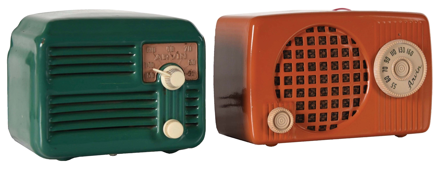 LOT OF 2: ARVIN RADIOS MODELS 440T AND 444.