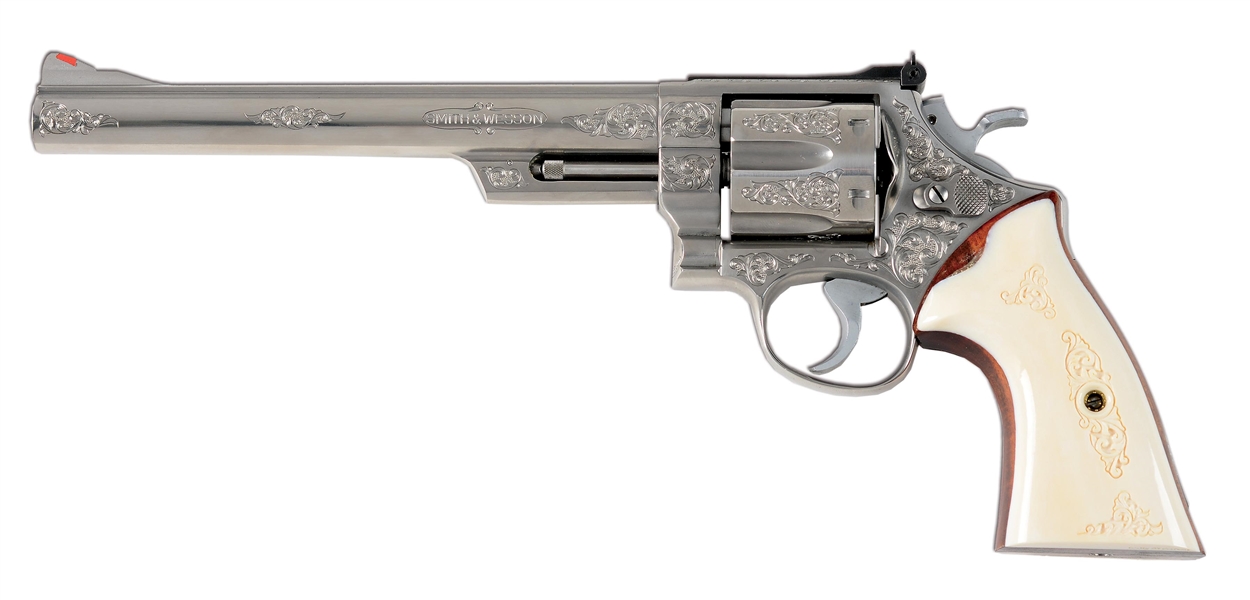 (M) SMITH AND WESSON MODEL 629-1 DOUBLE ACTION REVOLVER.