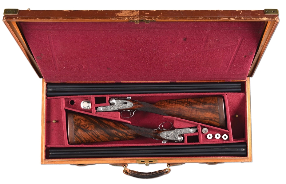 (C) A GOLDEN AGE PAIR OF HOLLAND AND HOLLAND ROYAL DELUXE EJECTOR PIGEON SIDE BY SIDE 12 BORE SHOTGUNS IN DOUBLE CASE.