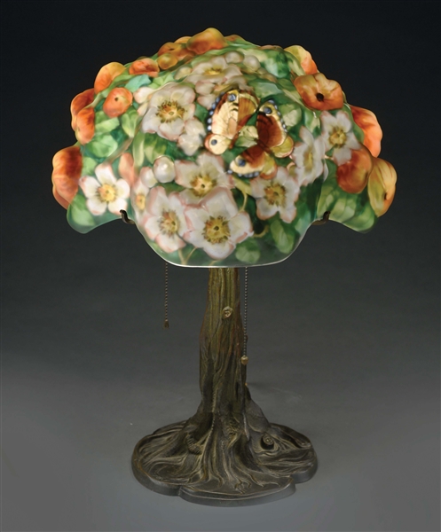PAIRPOINT PUFFY APPLE TREE TABLE LAMP.