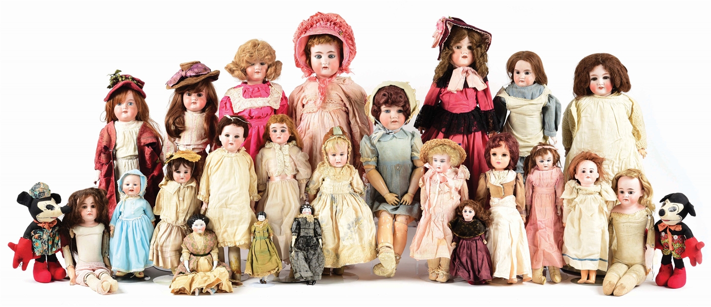 LARGE LOT OF BISQUE, COMPOSITION, AND COMIC DOLLS. 