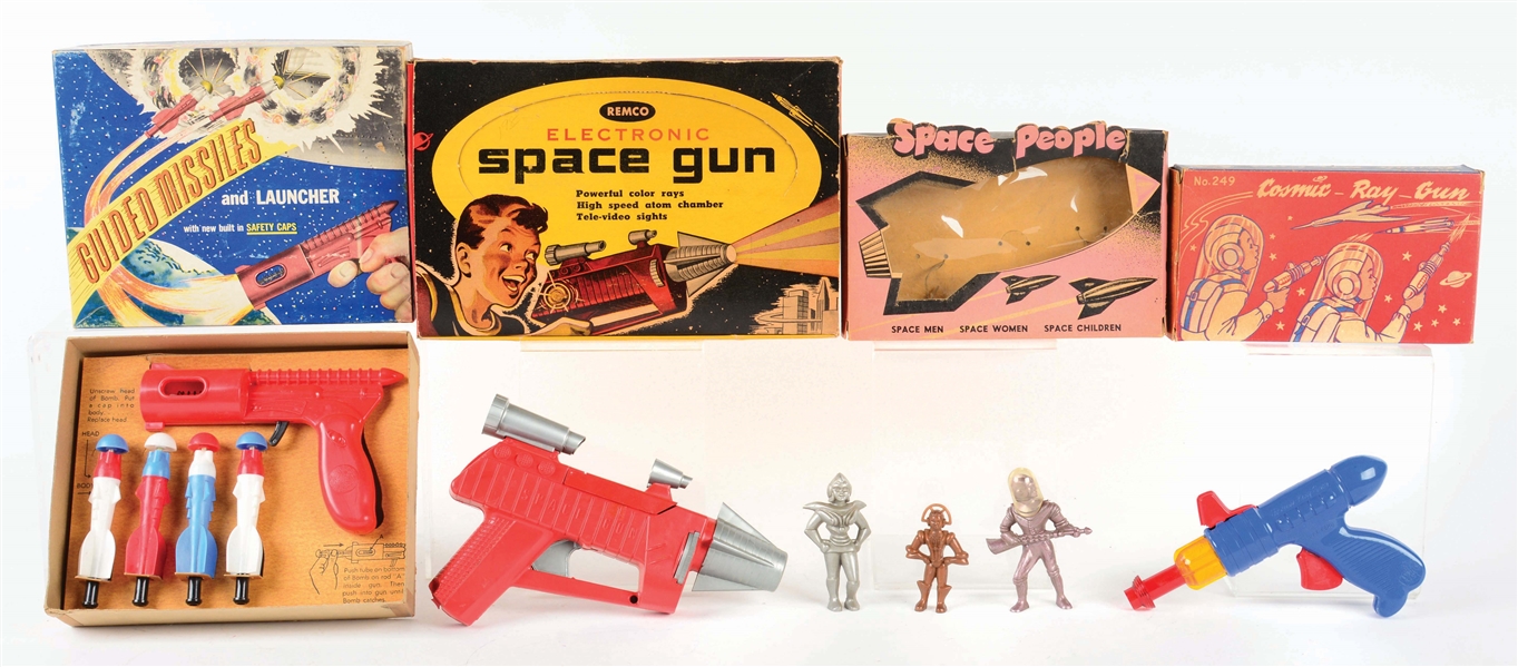 LOT OF 4: VARIOUS AMERICAN MADE SPACE TOYS.