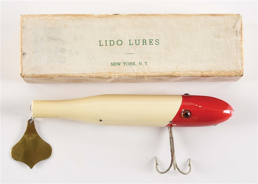 LIDO LURES RED AND WHITE LURE.