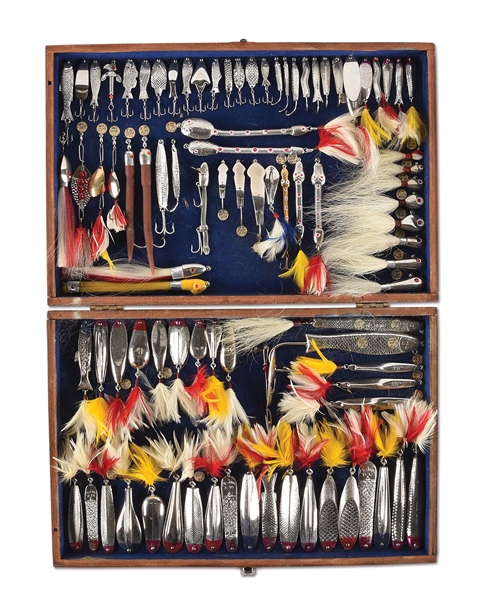 HISTORICALLY IMPORTANT POINT JUDE SALESMAN SAMPLE DISPLAY CASE WITH 89 VARIOUS LURES.