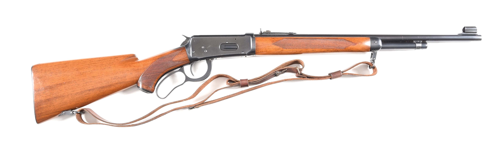 (C) WINCHESTER MODEL 64 DELUXE LEVER ACTION CARBINE IN .25-35 WCF (1939).