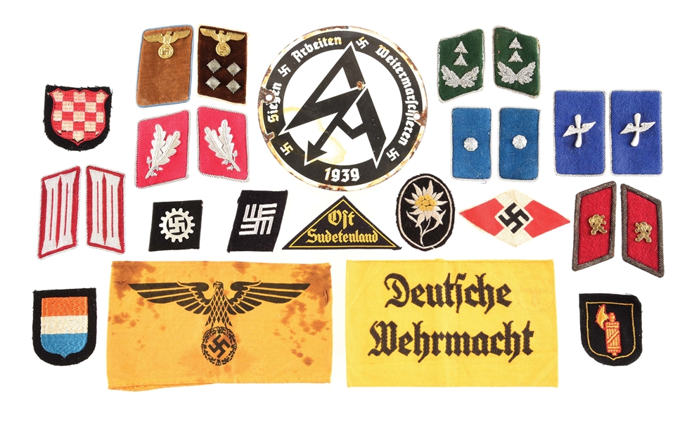 LOT OF 25: THIRD REICH MISCELLANEOUS INSIGNIA
