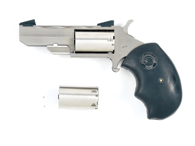 (M) NORTH AMERICAN ARMS BLACK WIDOW MINI REVOLVER WITH EXTRA CYLINDER.