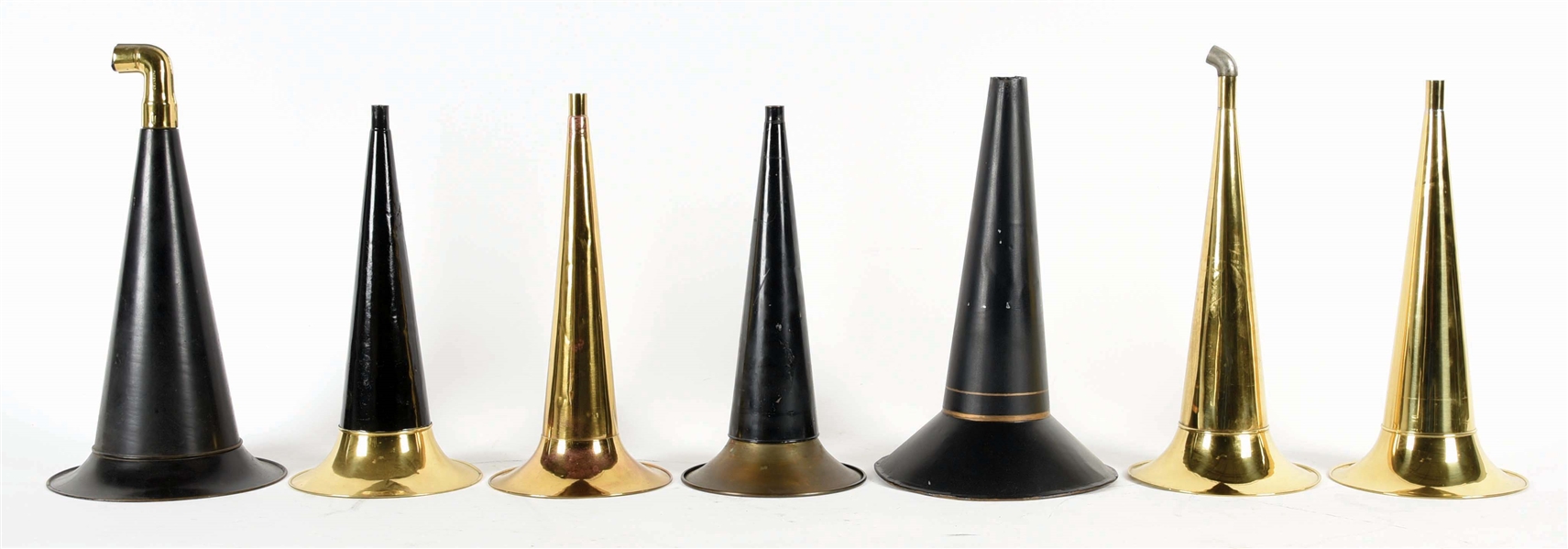 LOT OF 7: PHONOGRAPH HORNS.