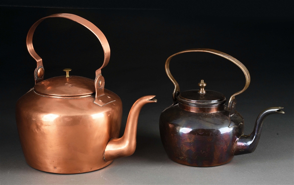 LOT OF 2: COPPER KETTLES. 