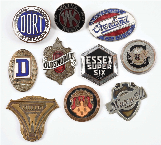 LOT OF 10: VARIOUS AUTOMOTIVE RADIATOR BADGES & EMBLEMS. 