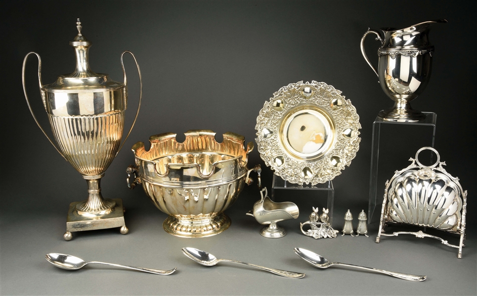 A SILVER PLATED MONTEITH BOWL AND URN.