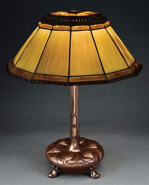TIFFANY STUDIOS LINENFOLD TABLE LAMP.